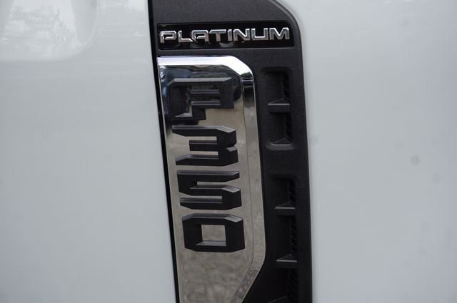 2026 Ford F-350SD DRW F-350® Platinum®