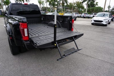 2022 Ford F-350SD Platinum