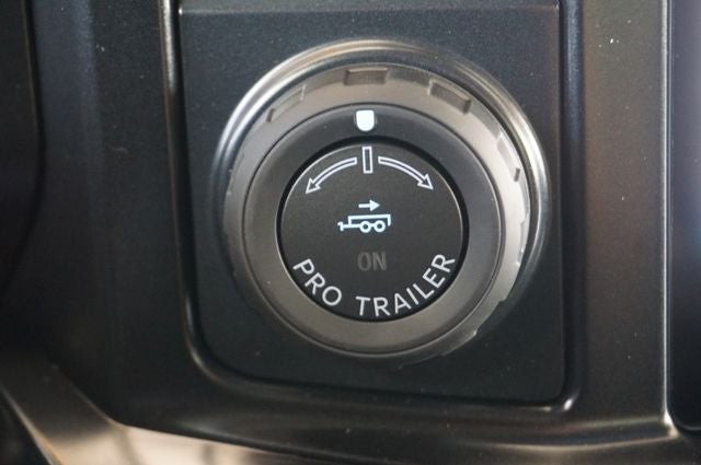 2026 Ford F-350SD DRW F-350® Lariat®
