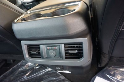 2026 Ford F-350SD DRW F-350® Lariat®
