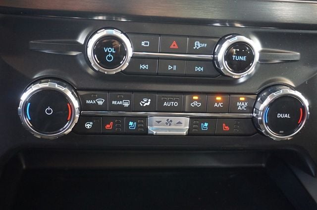 2026 Ford F-350SD DRW F-350® Lariat®