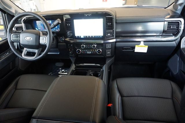 2026 Ford F-350SD DRW F-350® Lariat®