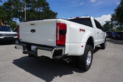 2026 Ford F-350SD DRW F-350® Lariat®