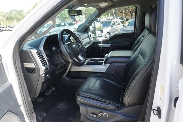 2017 Ford F-350SD DRW Lariat Super Duty
