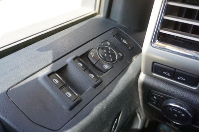 2017 Ford F-350SD DRW Lariat Super Duty