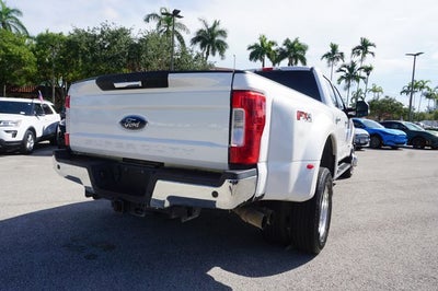 2017 Ford F-350SD DRW Lariat Super Duty