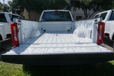 2026 Ford F-350SD DRW Base