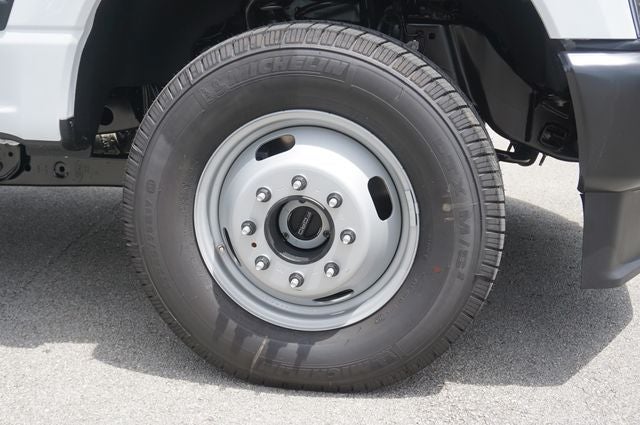 2026 Ford F-350SD DRW Base