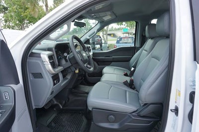 2026 Ford F-350SD DRW Base