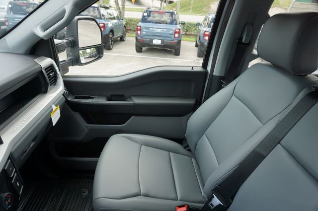 2026 Ford F-350SD DRW Base