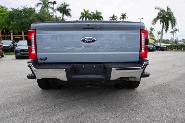 2026 Ford F-350SD Lariat Super Duty