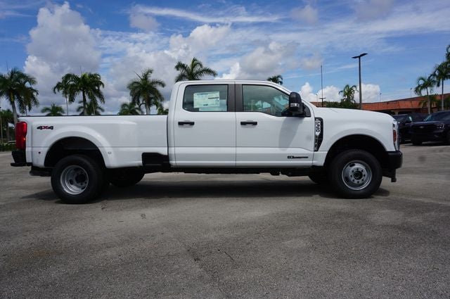 2026 Ford F-350SD Base