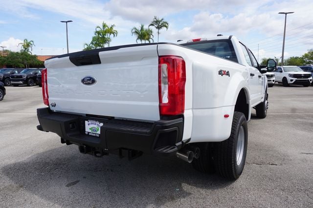 2026 Ford F-350SD Base