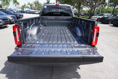 2026 Ford F-350SD DRW F-350® Lariat®