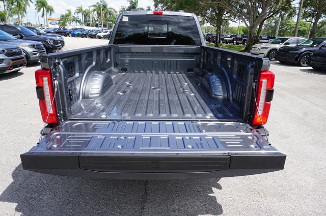 2026 Ford F-350SD DRW F-350® Lariat®