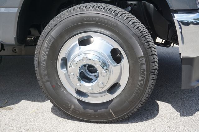 2026 Ford F-350SD DRW F-350® Lariat®