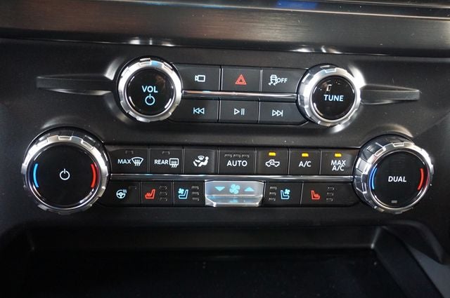 2026 Ford F-350SD DRW F-350® Lariat®