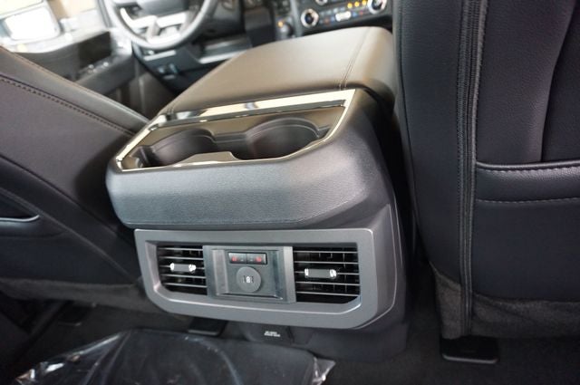 2026 Ford F-350SD DRW F-350® Lariat®