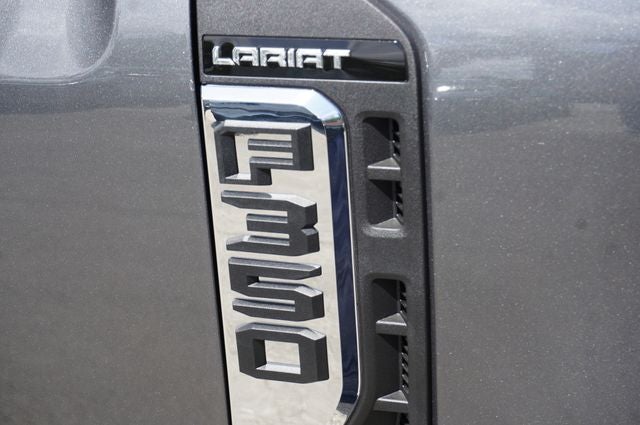 2026 Ford F-350SD DRW F-350® Lariat®