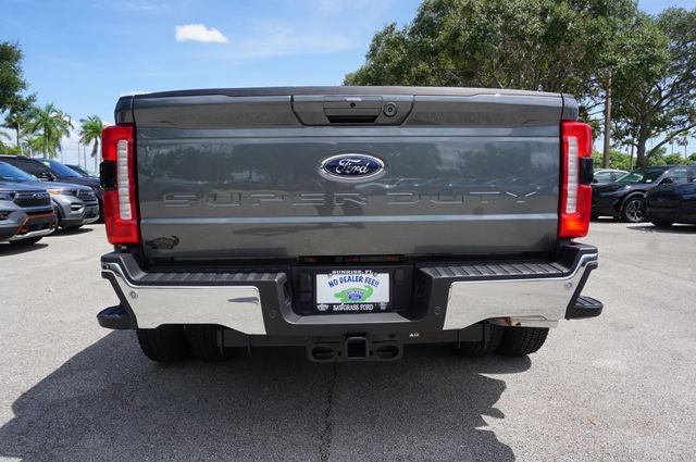 2026 Ford F-350SD DRW F-350® Lariat®