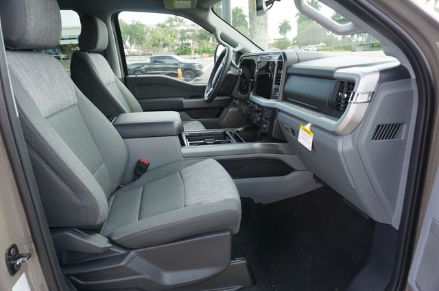 2026 Ford F-450SD Base