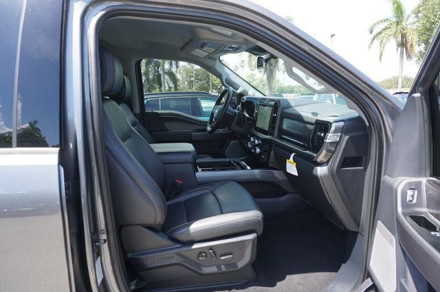 2026 Ford F-450SD Lariat DRW