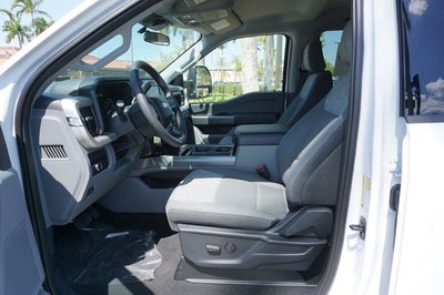 2026 Ford F-450SD Base