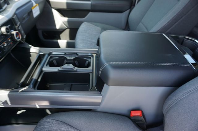 2026 Ford F-450SD Base