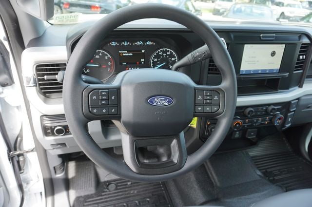 2027 Ford F-350SD F-350® XL
