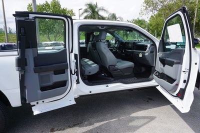 2027 Ford F-350SD F-350® XL
