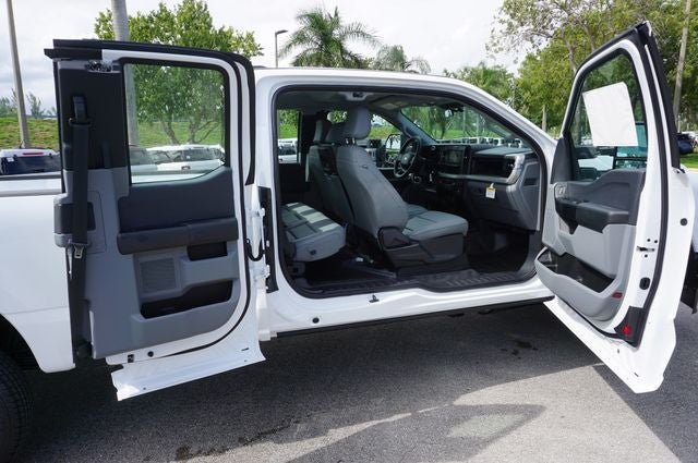 2027 Ford F-350SD F-350® XL