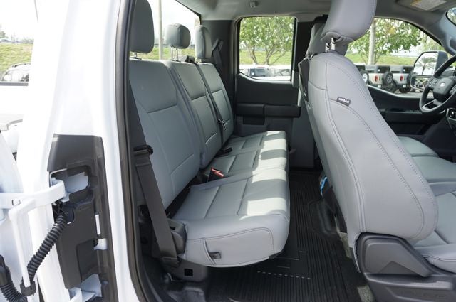 2027 Ford F-350SD F-350® XL