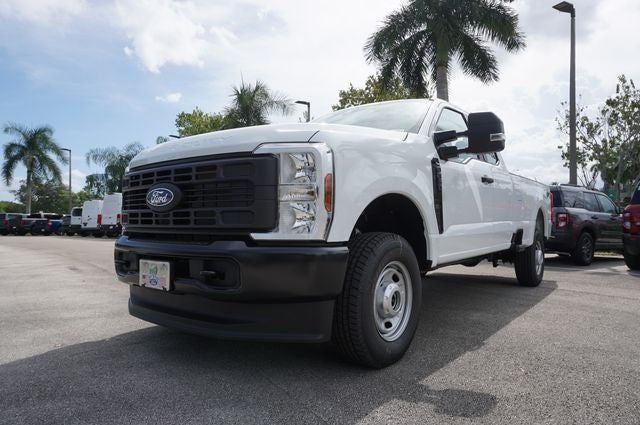 2027 Ford F-350SD F-350® XL