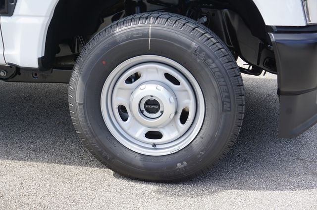 2027 Ford F-350SD F-350® XL
