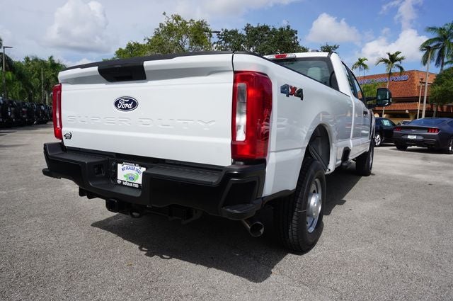 2027 Ford F-350SD F-350® XL