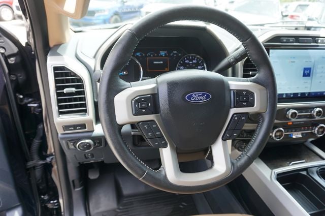 2022 Ford F-350SD Lariat Super Duty