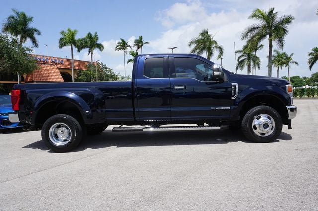 2022 Ford F-350SD Lariat Super Duty