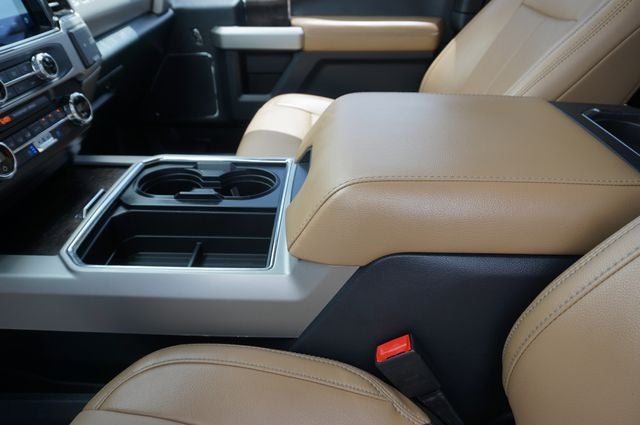 2022 Ford F-350SD Lariat Super Duty