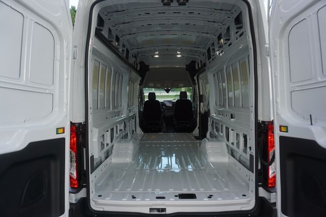 2027 Ford Transit-350HD HR CARGO RWD