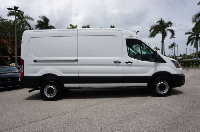 2025 Ford Transit-250 148 WB Medium Roof Cargo