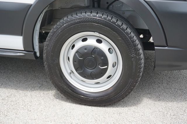 2025 Ford Transit-250 148 WB Medium Roof Cargo