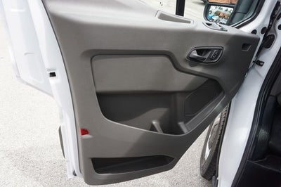 2025 Ford Transit-250 148 WB Medium Roof Cargo