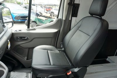 2025 Ford Transit-250 148 WB Medium Roof Cargo