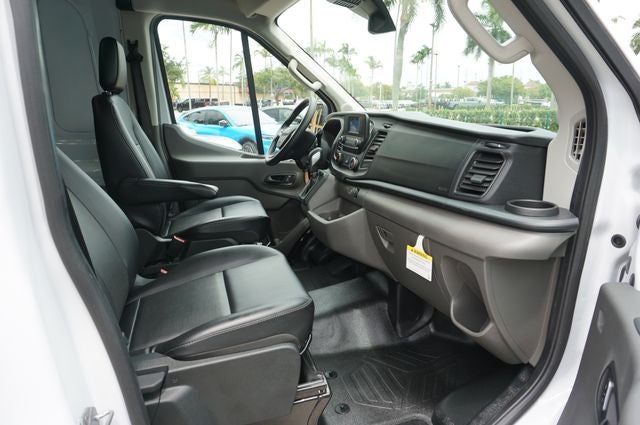 2025 Ford Transit-250 148 WB Medium Roof Cargo