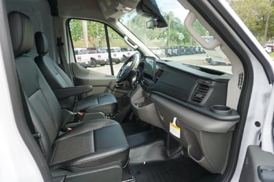 2027 Ford Transit-250 Base