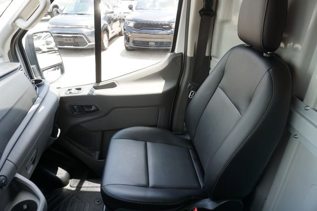 2024 Ford Transit-250 148 WB Medium Roof Cargo