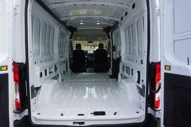 2027 Ford Transit-250 Base
