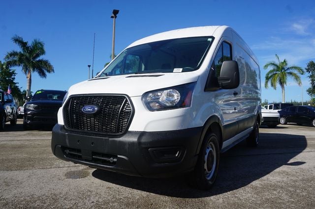 2025 Ford Transit-250 148 WB Medium Roof Cargo