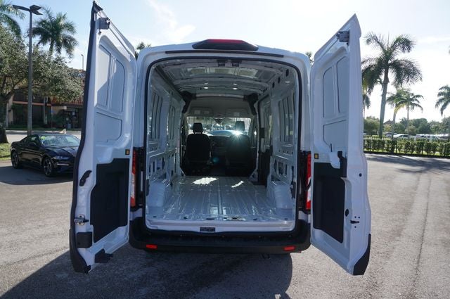 2025 Ford Transit-250 148 WB Medium Roof Cargo