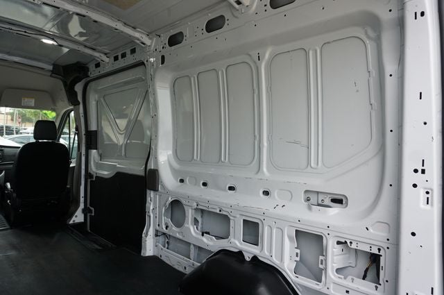 2024 Ford Transit-250 148 WB Medium Roof Cargo